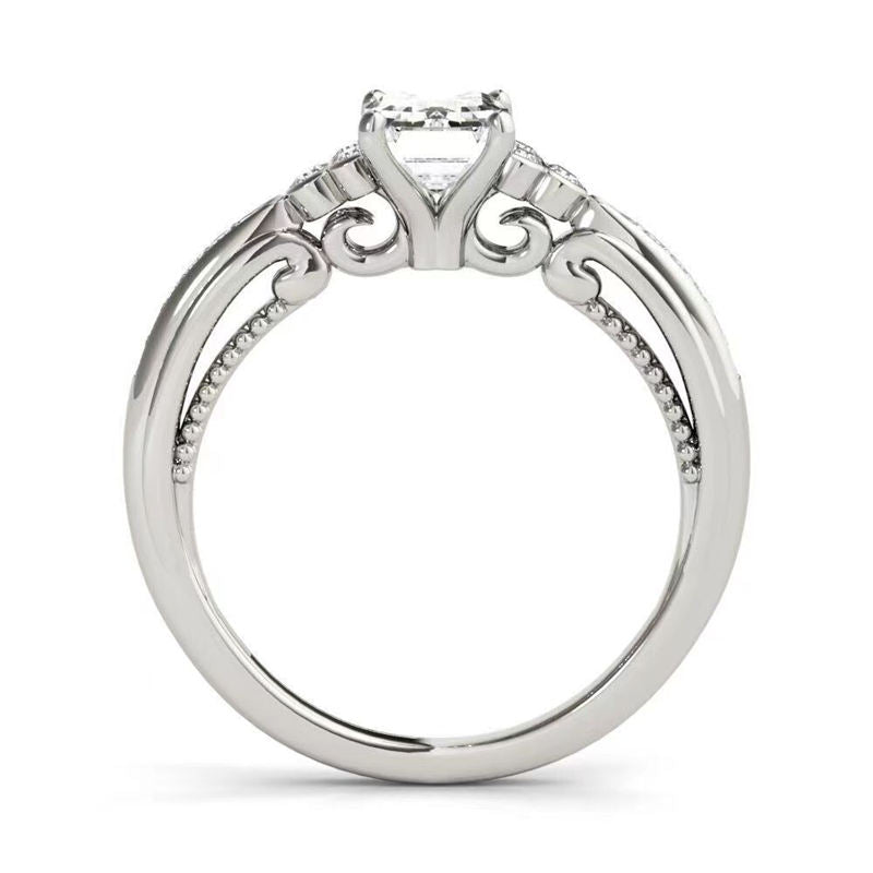 MW678 Propitious Ring
