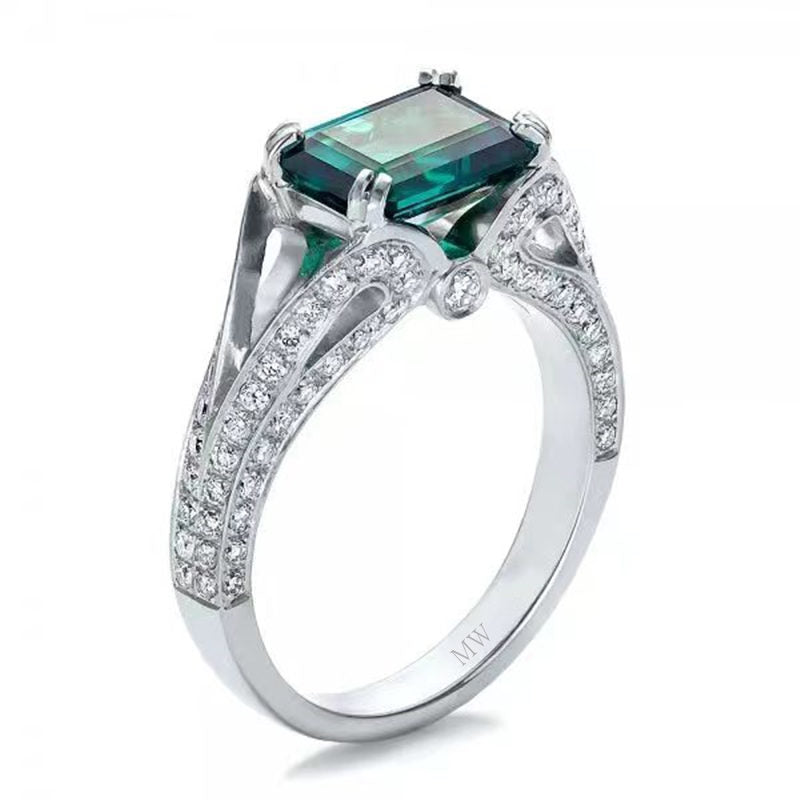 MW609 Aronia Emerald Ring